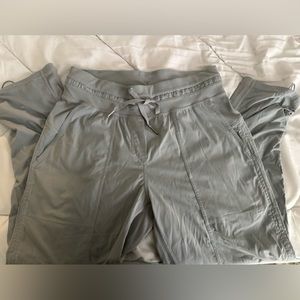 Lululemon sweat pants size 6